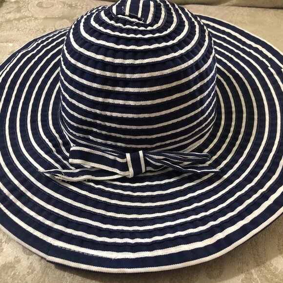 Kim Rogers Accessories - Kim Rogers beach hat